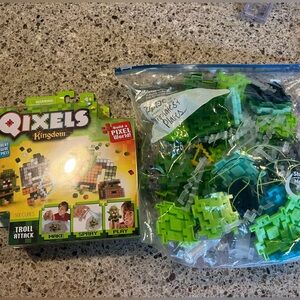Huge Qixels lot - regular and 3d.